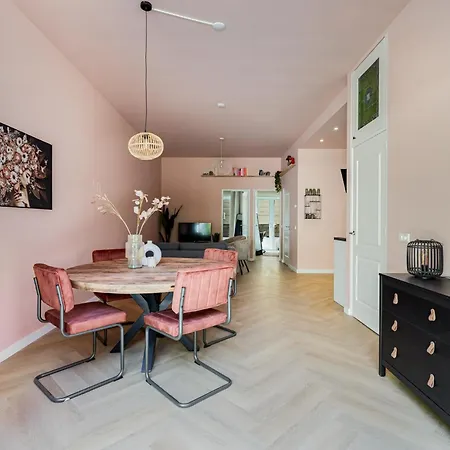 Stylish Next To The Amstel River- Unit F * Amsterdam