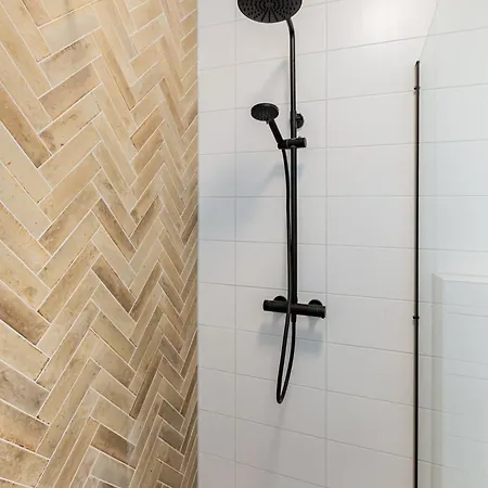 아파트 Stylish Next To The Amstel River- Unit F *