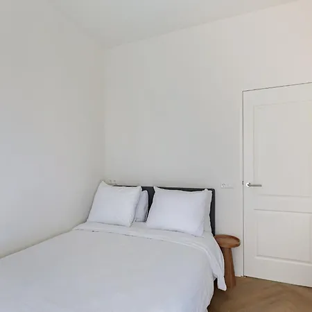 아파트 Stylish Next To The Amstel River- Unit F