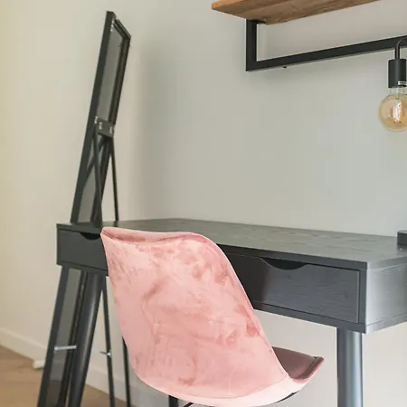 Stylish Next To The Amstel River- Unit F